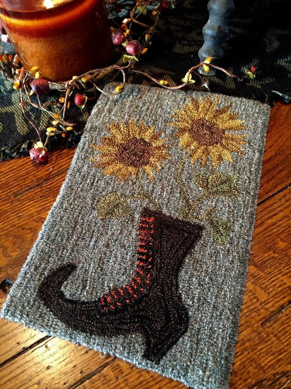 Punch Needle Pattern: Hildy's Bouquet by Old Tattered Flag