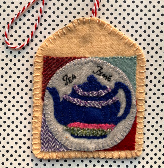 VMUC- All 6 Wool Kits/Printed Patterns-VERY MERRY UNCHRISTMAS