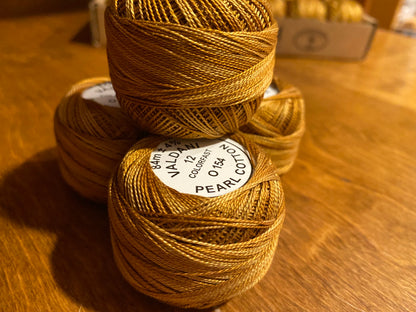 BIG CORE Valdani Perlé Cotton Variegated Size 12: O154