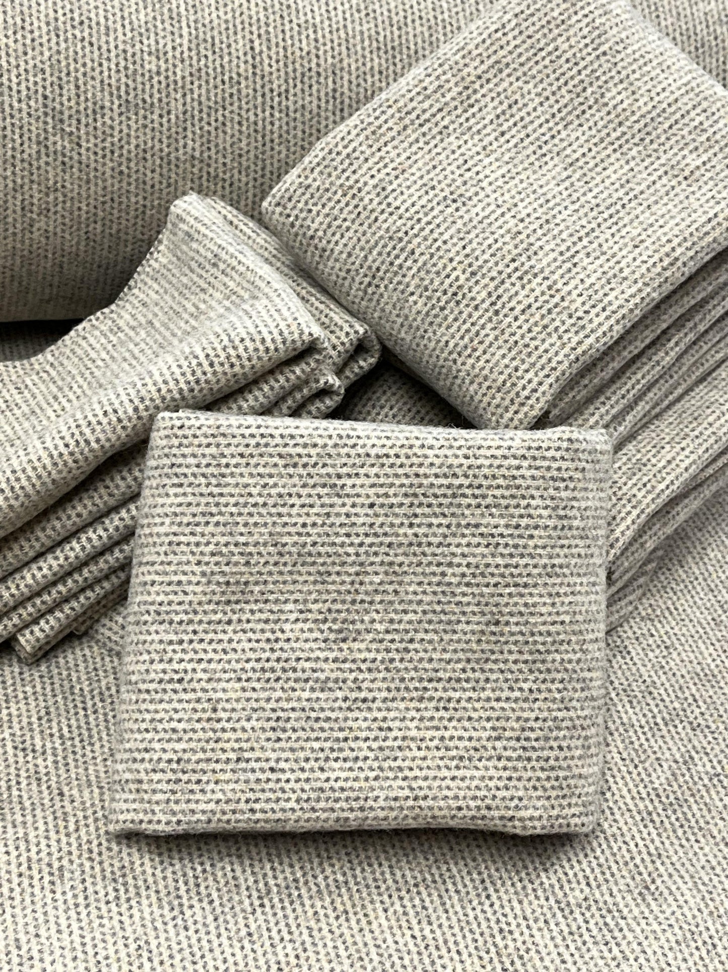 100% Wool Fabric - Chia Seeds