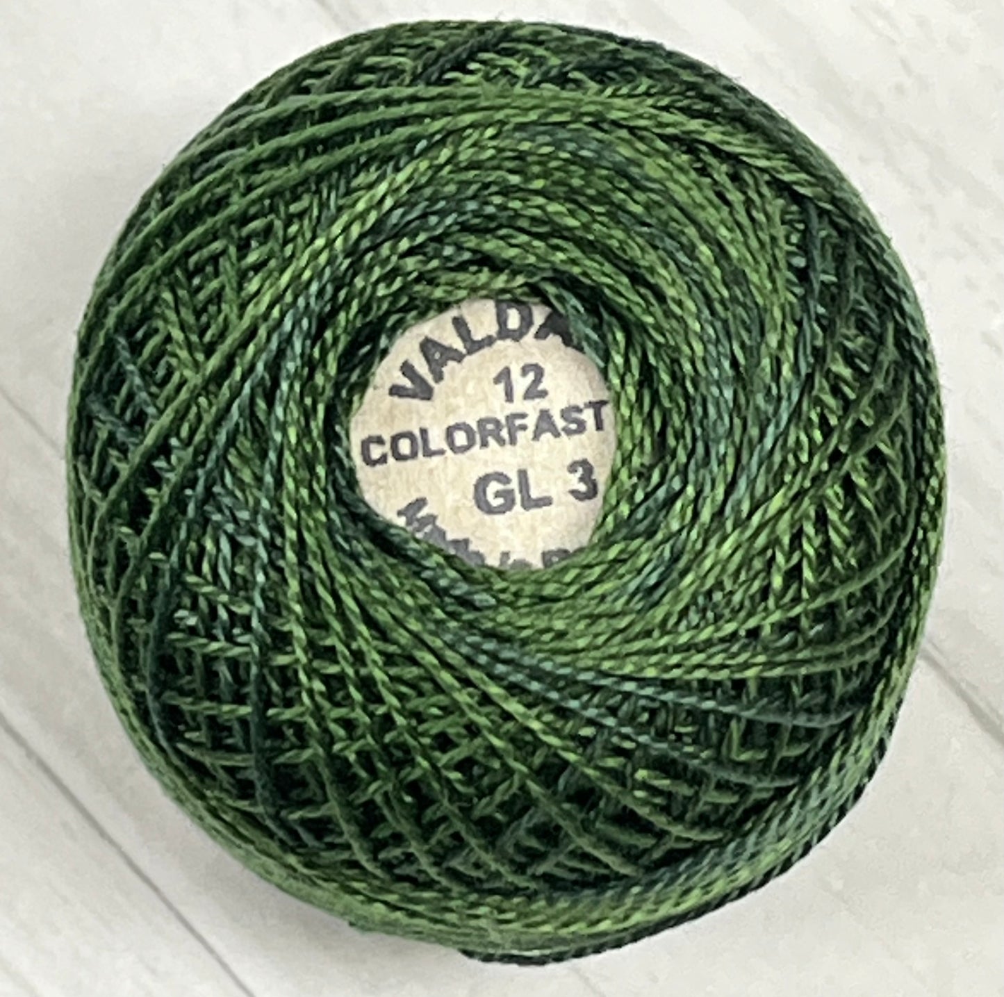 Valdani Perlé Cotton Variegated: GL3 Begonia Leaf