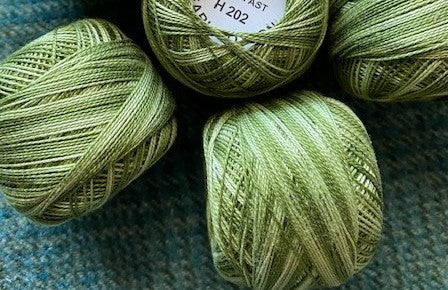 BIG CORE Valdani Perlé Cotton Variegated Size 8: H202