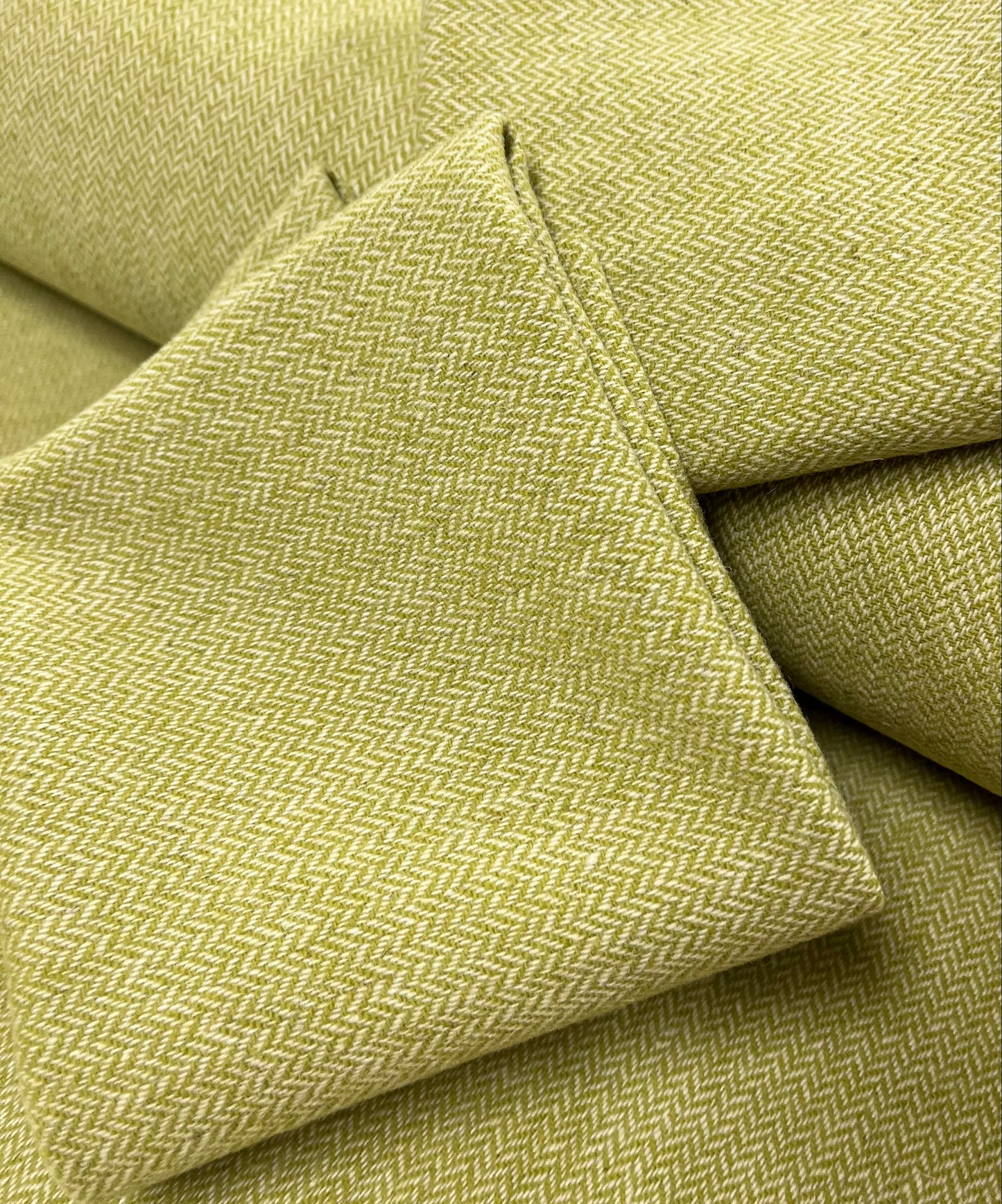 100% Wool Fabric - Katydids