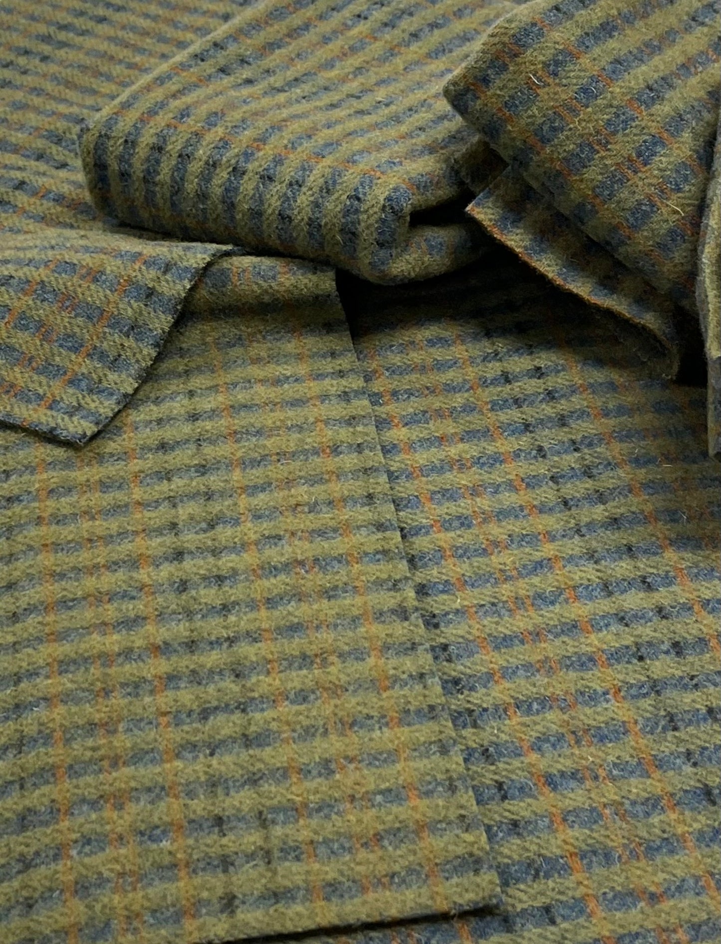 100% Wool Fabric - Martin Point