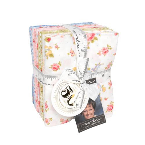 Memory Lane Moda Precuts - Fat Quarter 18" x 21" 22 pieces