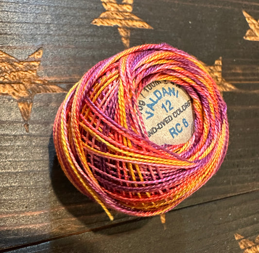 Valdani Perlé Cotton Variegated: RC6