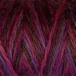 Valdani Wool Spool Size 8: V3 Fuchsia Love Wooltra