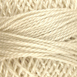 Valdani Perlé Cotton Solid: 4 - Ivory - Hattie & Della