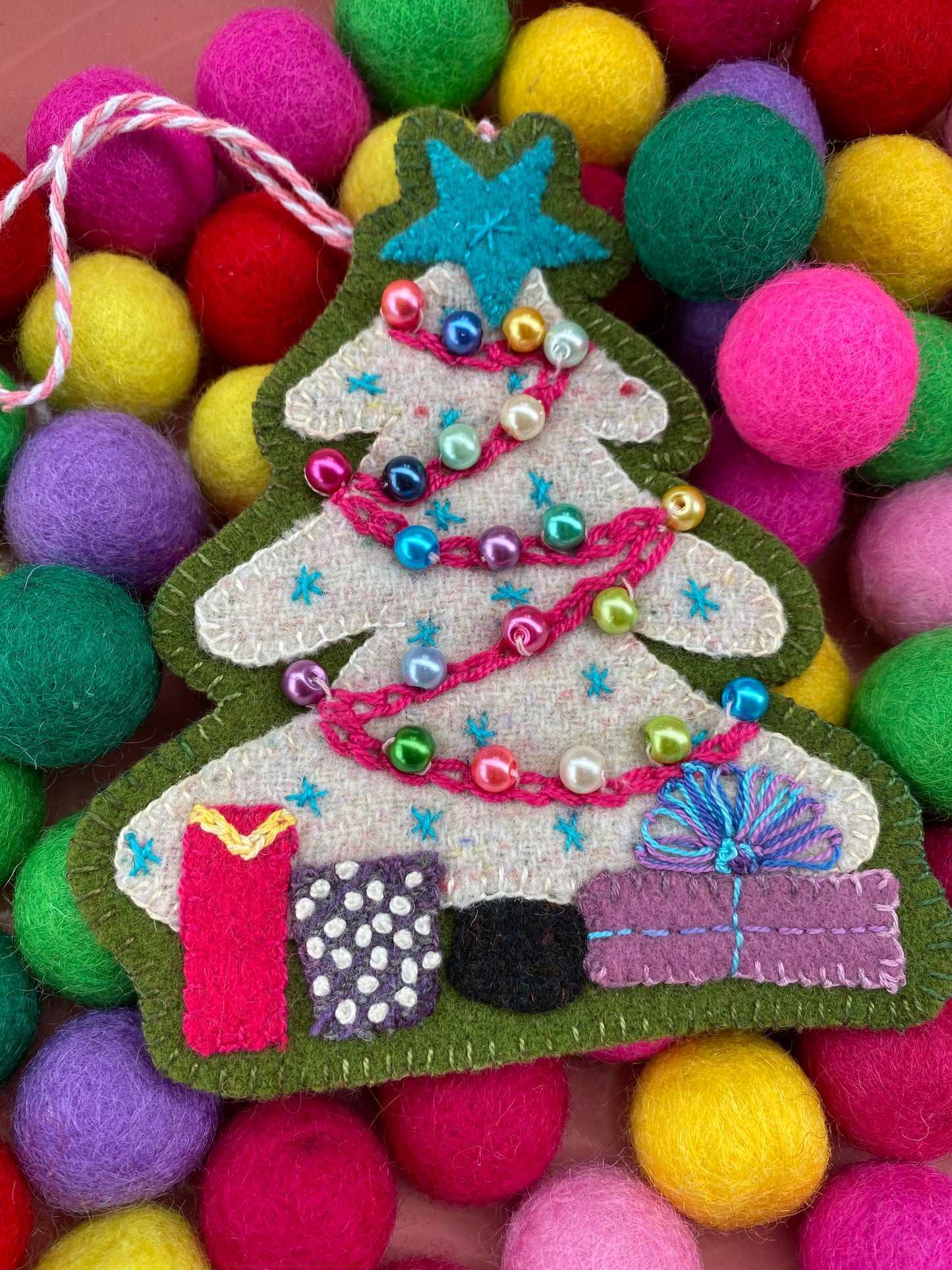 SPP-Wool Kit/Printed Pattern-GUM DROP TREE  week 8-Sugar Plum Parish