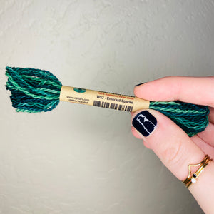 Valdani Wool Thread: W52 - Emerald Sparks