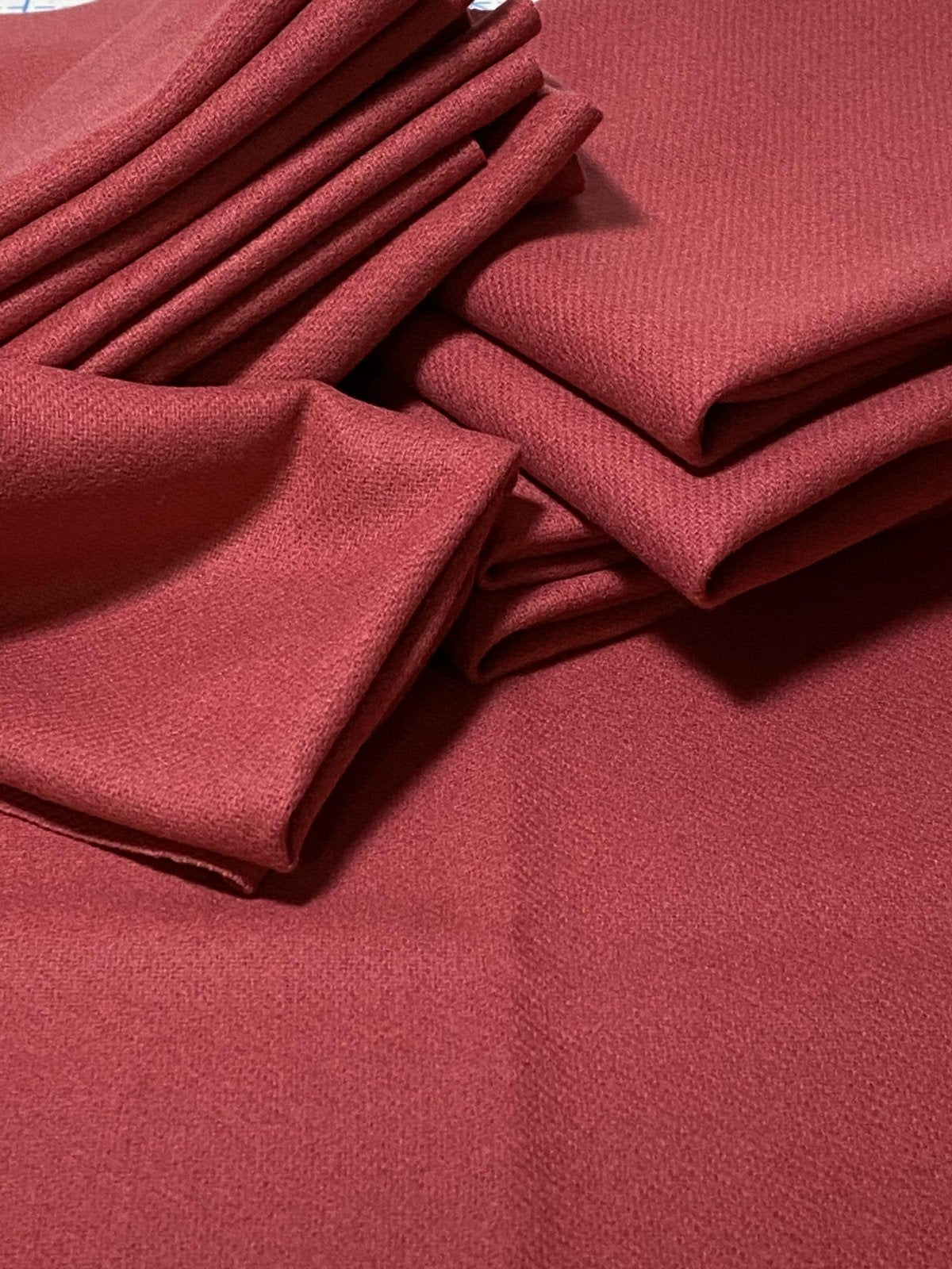 100% Wool Fabric - Rosy Bonbon